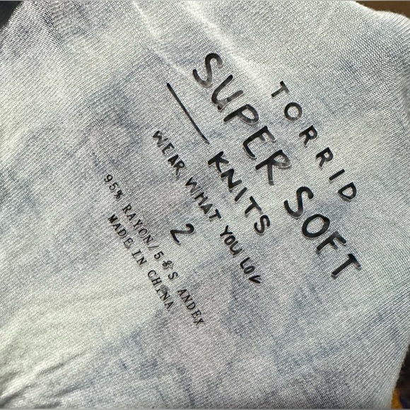 Torrid Super Soft mini Tshirt tee shirt Dress EUC Size 2 18/20 - Picture 4 of 5